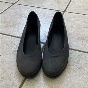 THE FLEXX Charcoal Flats
